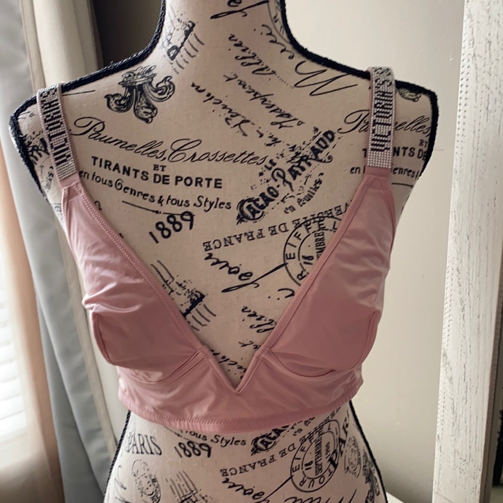 Victoria’s Secret bra and panty both sold together